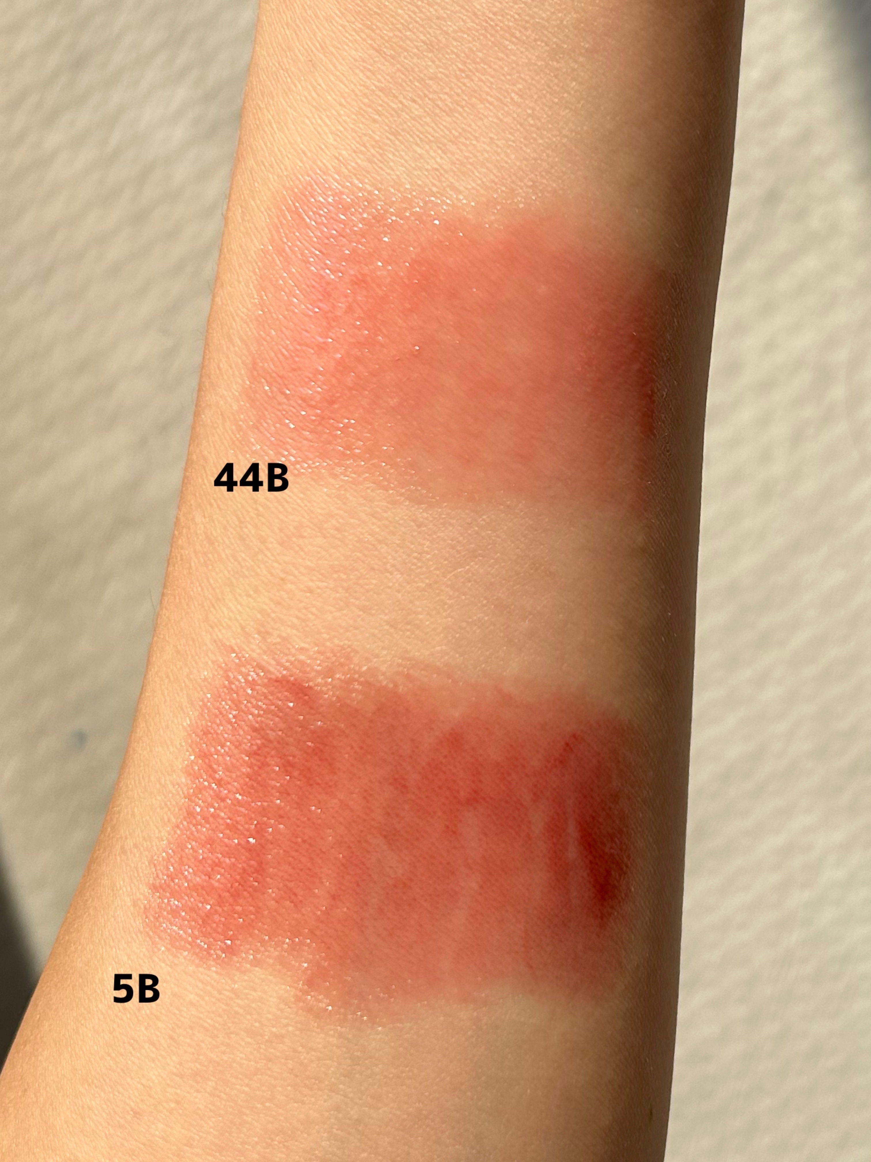 YSLラブシャイン キャンディ グロウ バーム 5B/YVES SAINT LAURENT BEAUTE/口紅を使ったクチコミ（2枚目）