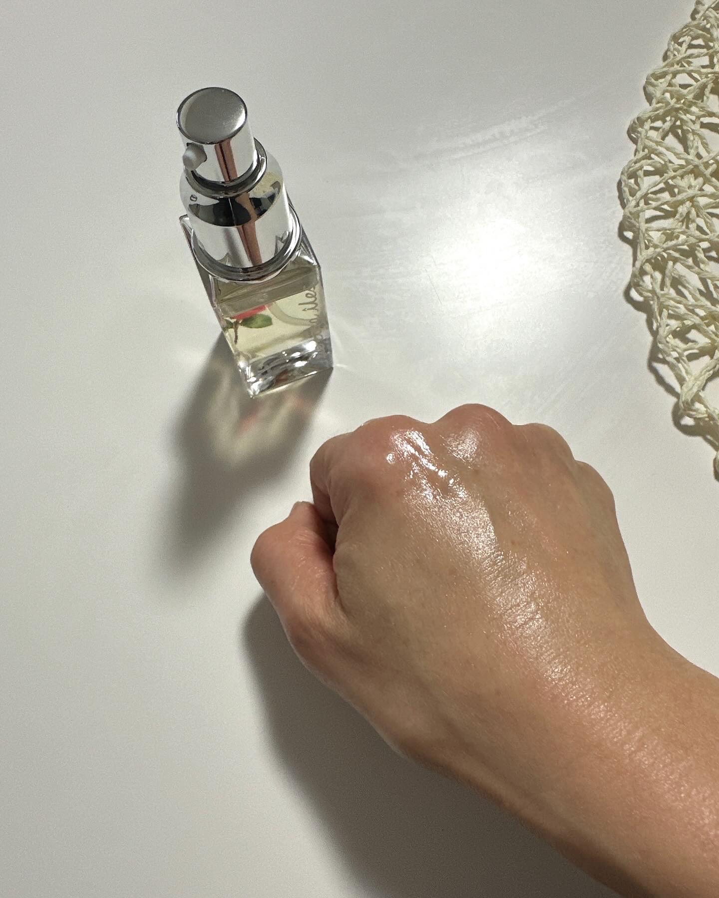 ピュア椿/De cinq iles/フェイスオイルを使ったクチコミ（3枚目）