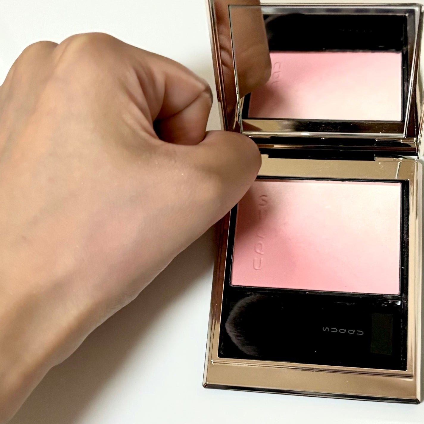 ブラーリング カラー ブラッシュ/SUQQU/パウダーチークを使ったクチコミ(3枚目)