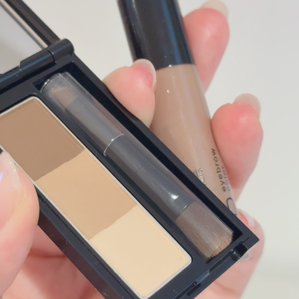 ケイト デザイニングアイブロウ3D/KATE/パウダーアイブロウを使ったクチコミ（3枚目）