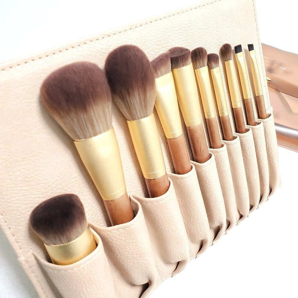 SIXPLUS X MARILYN 10本メイクアップブラシセット/SIXPLUS/メイクブラシを使ったクチコミ（3枚目）