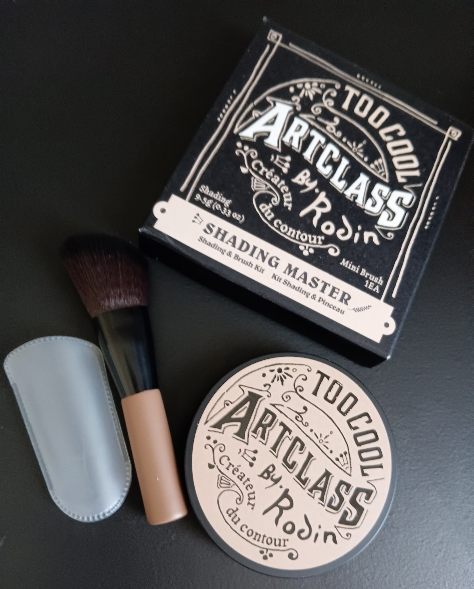 アートクラスバイロダン シェーディング 2 モダン マスター(ブラシ付き)/too cool for school/シェーディングを使ったクチコミ（1枚目）