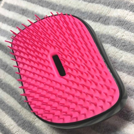コンパクトスタイラー/TANGLE TEEZER/ヘアブラシを使ったクチコミ(2枚目)