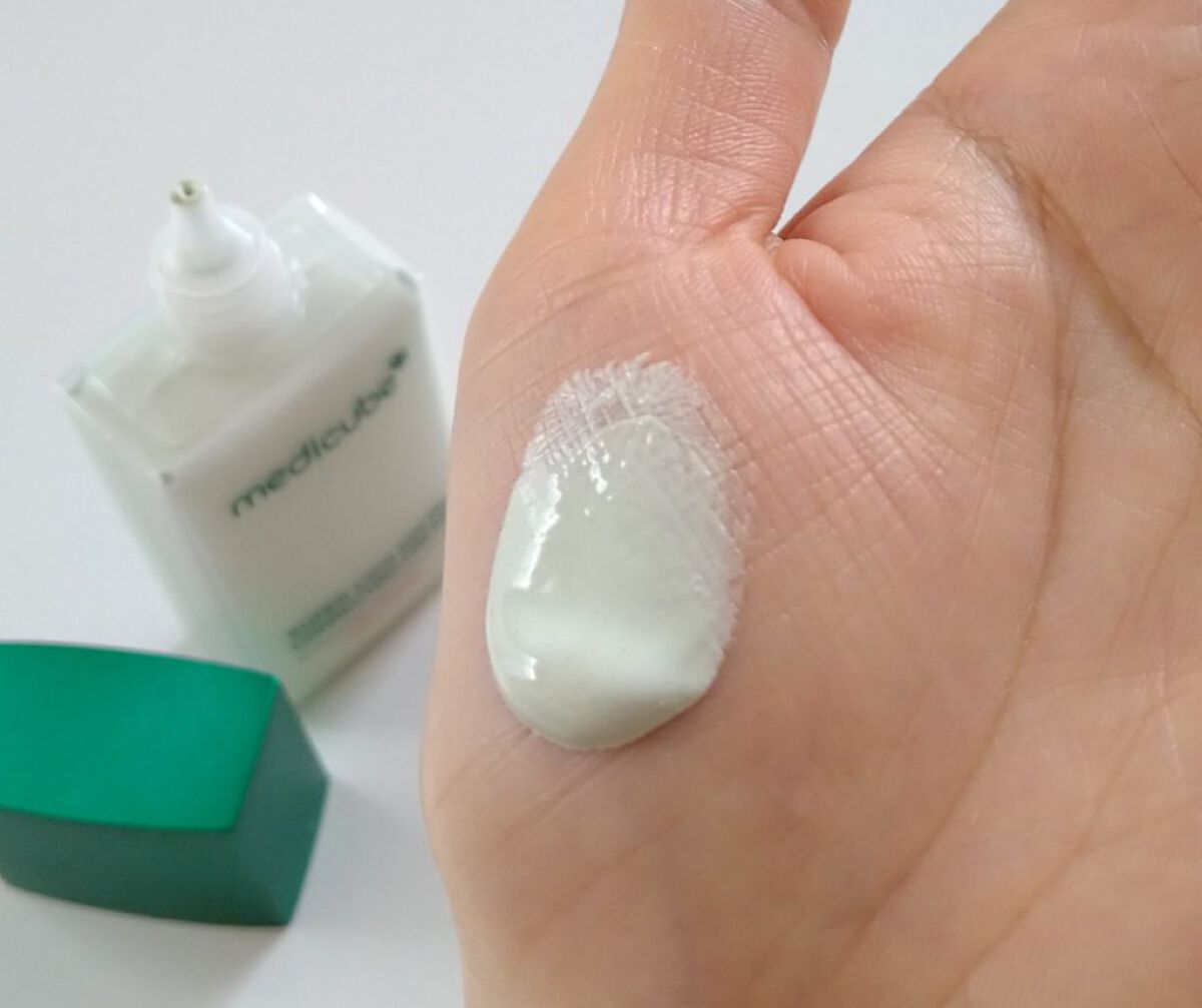 スーパーシカグリーントーンアップベース/MEDICUBE/化粧下地を使ったクチコミ（2枚目）