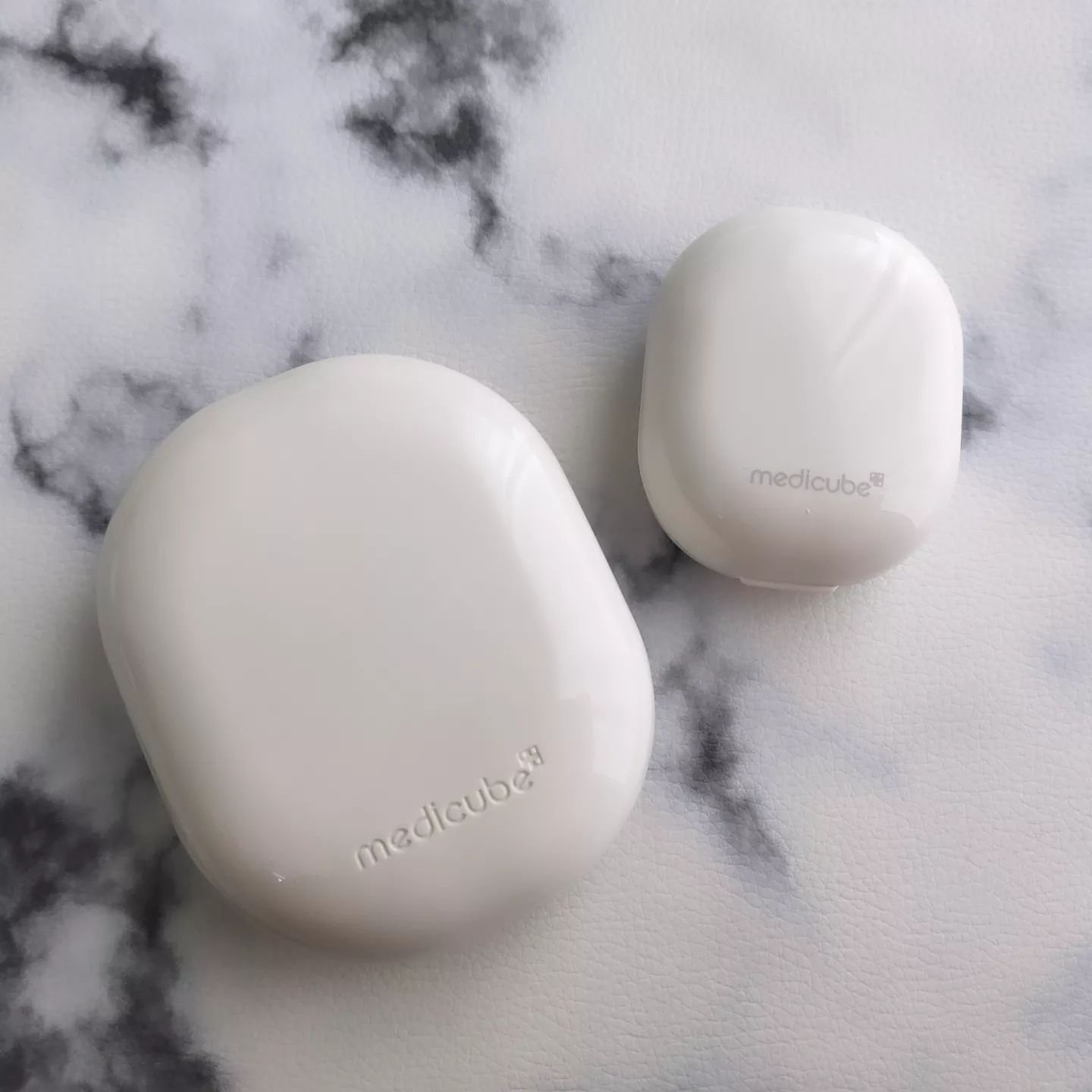 MEDICUBE プロ グルタチオン グロウクッションファンデーションのクチコミ「＜プログルタチオンクッションファンデーション ベルベットクッション＞を愛用中♪

大人気美容成.....」（2枚目）