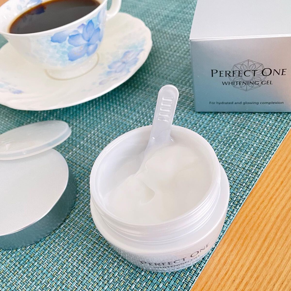 パーフェクトワン 薬用ホワイトニングジェル/パーフェクトワン/オールインワン化粧品を使ったクチコミ（1枚目）