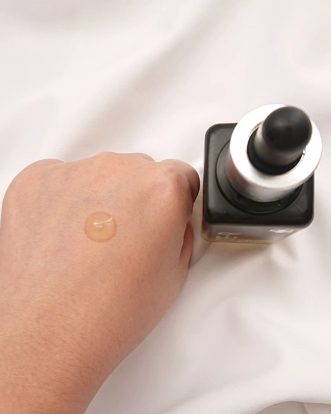 グルタチオングロウアンプル/MEDICUBE/美容液を使ったクチコミ(3枚目)