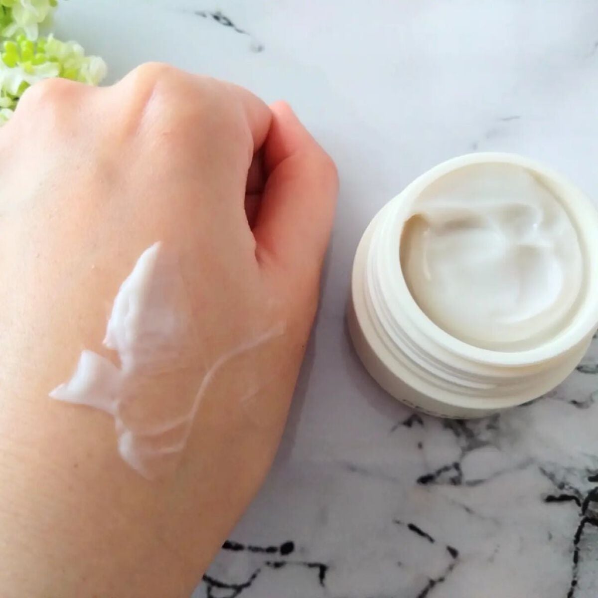 ディセンシア クリーム/DECENCIA/フェイスクリームを使ったクチコミ(3枚目)