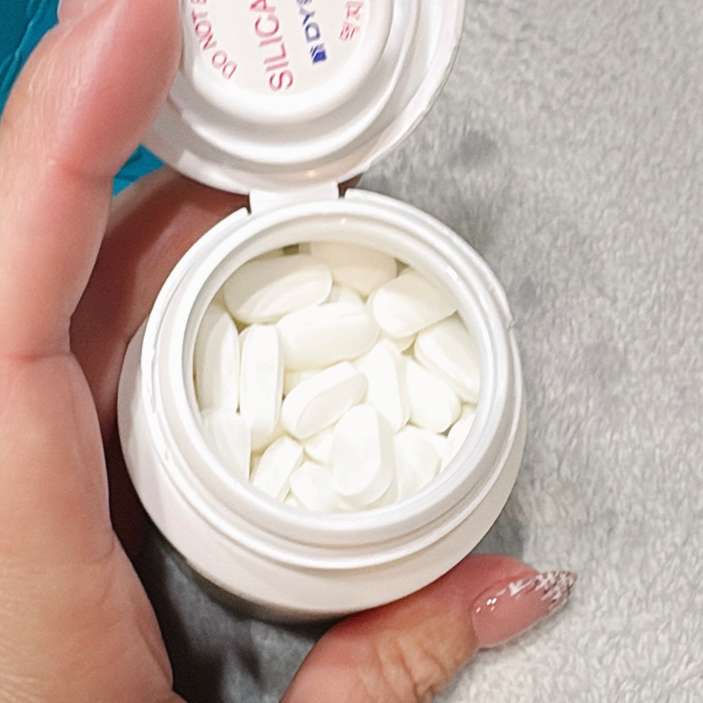 mari on LIPS 「---------*-*-*-*-*-*-*-*-------..」(3枚目)