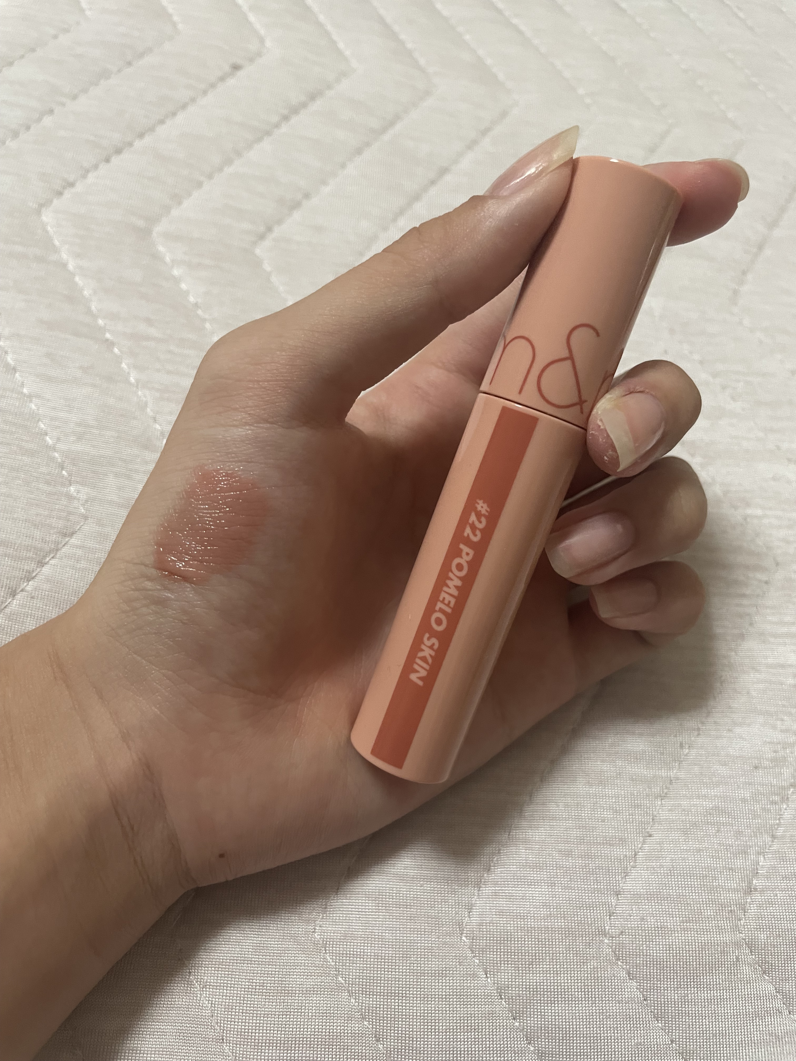 ジューシーラスティングティント/rom&nd/リップティントを使ったクチコミ（1枚目）