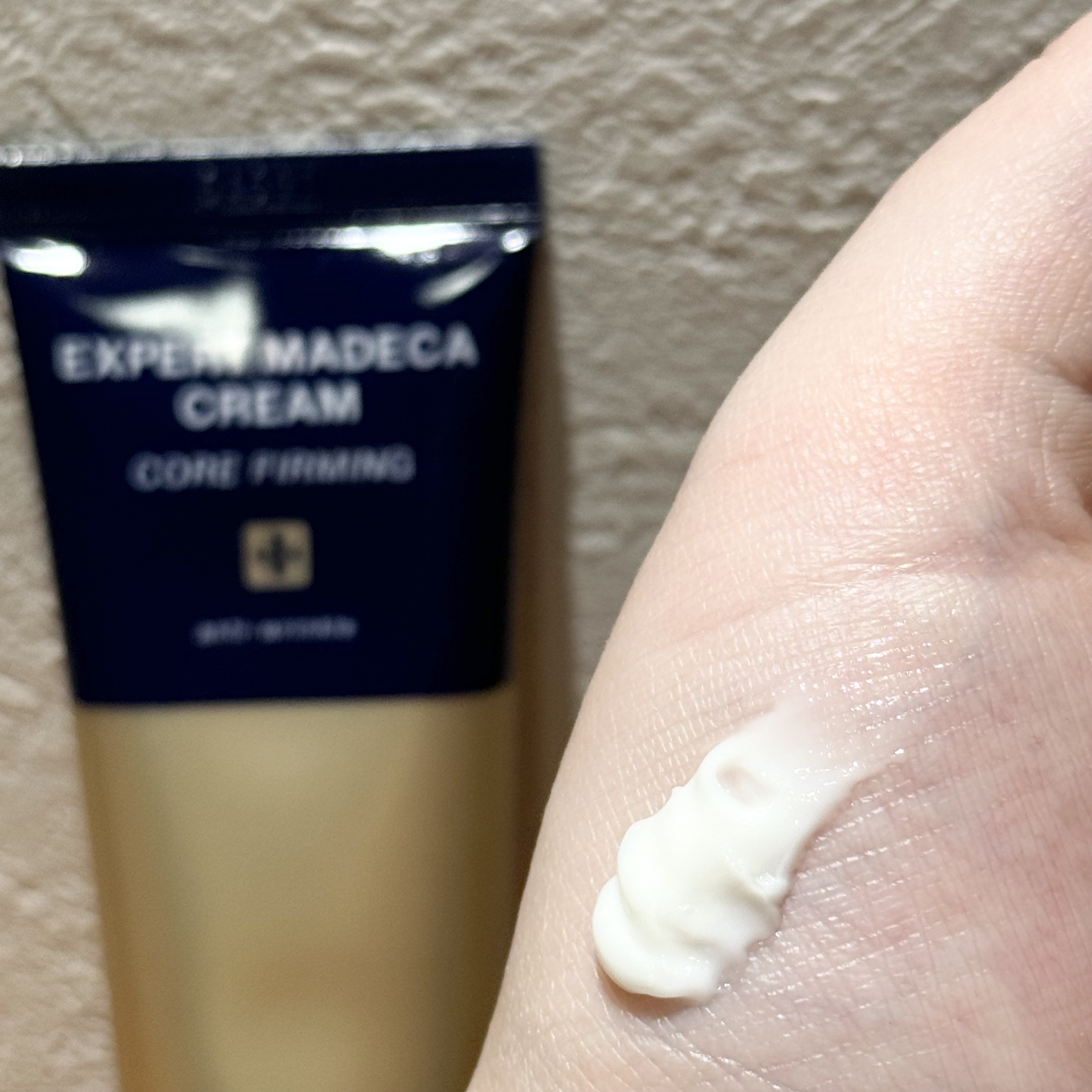 エキスパートマデカクリーム （コアファーミング）/センテリアン24/フェイスクリームを使ったクチコミ（2枚目）