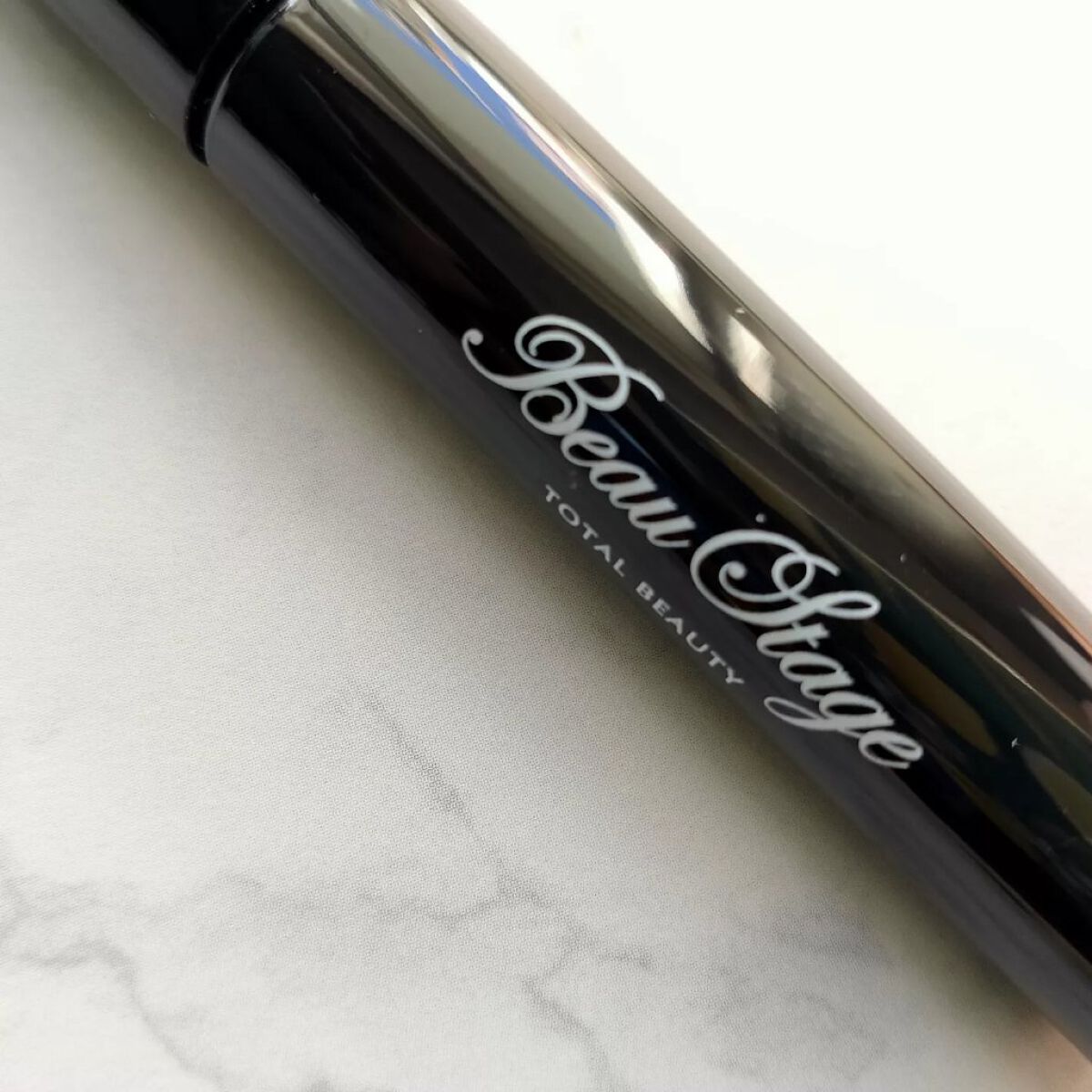 ビューステージ アイラッシュエッセンス/ビューステージ コスメティック/まつげ美容液を使ったクチコミ（2枚目）