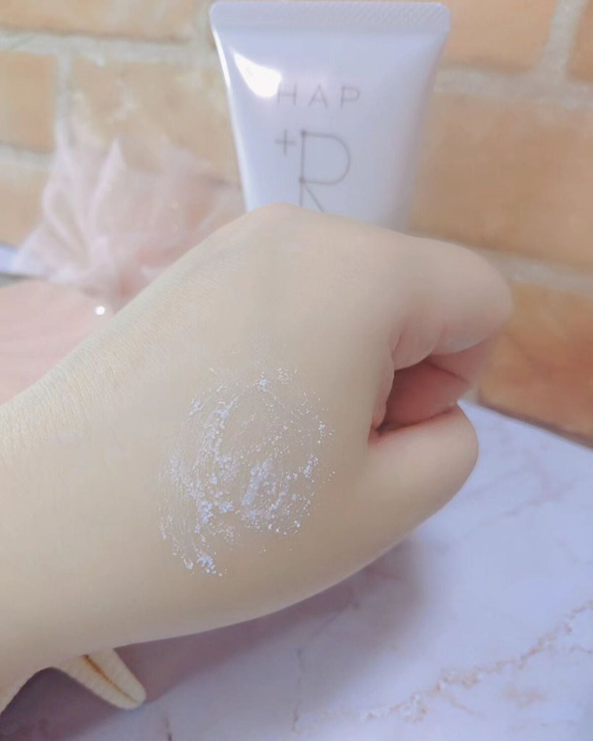 フェイススクラブ /HAP+R/スクラブ・ゴマージュを使ったクチコミ(3枚目)