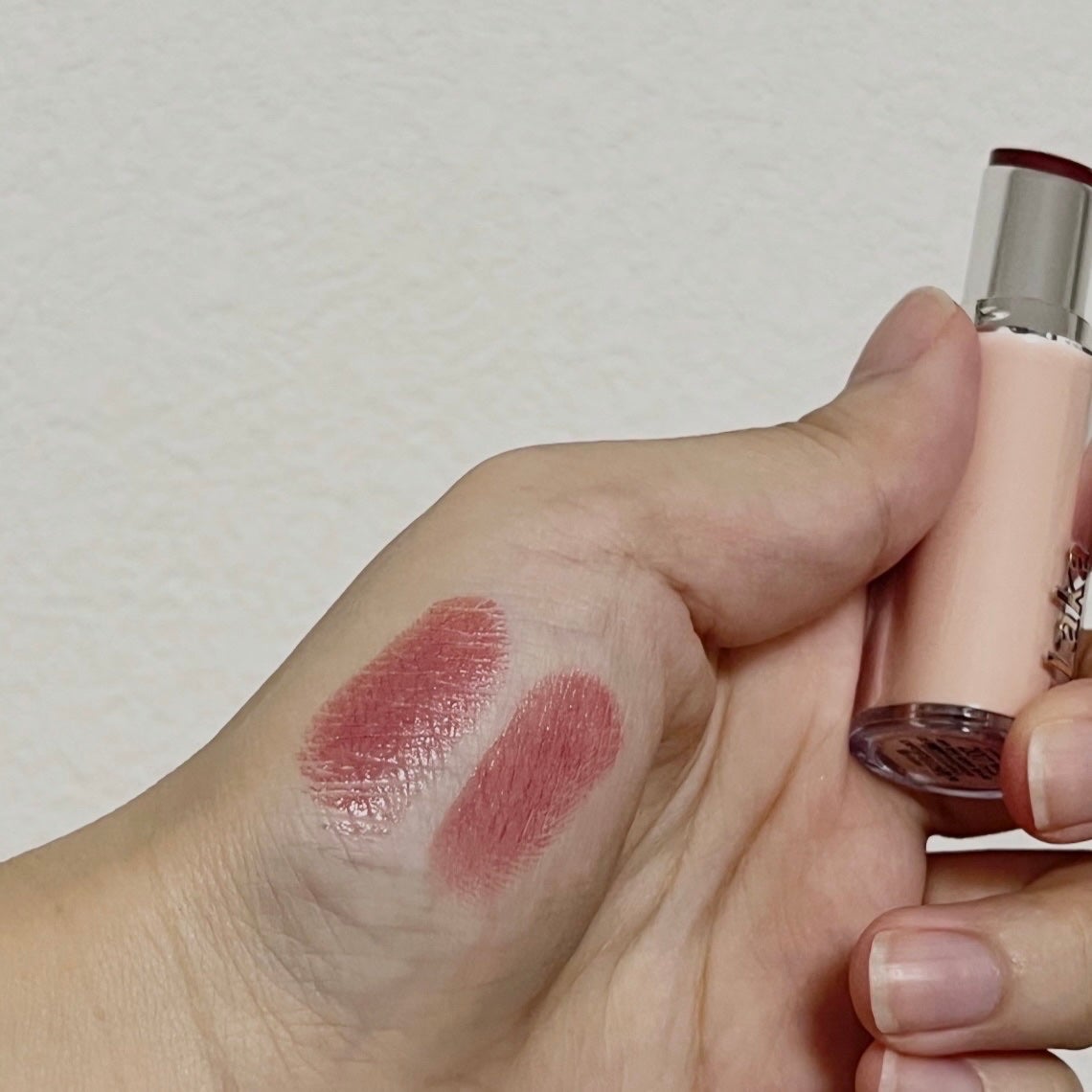 Ori ¦フォロバ100🐰 on LIPS 「#Laka#ボンディンググロウリップスティック##207_デプ..」(2枚目)