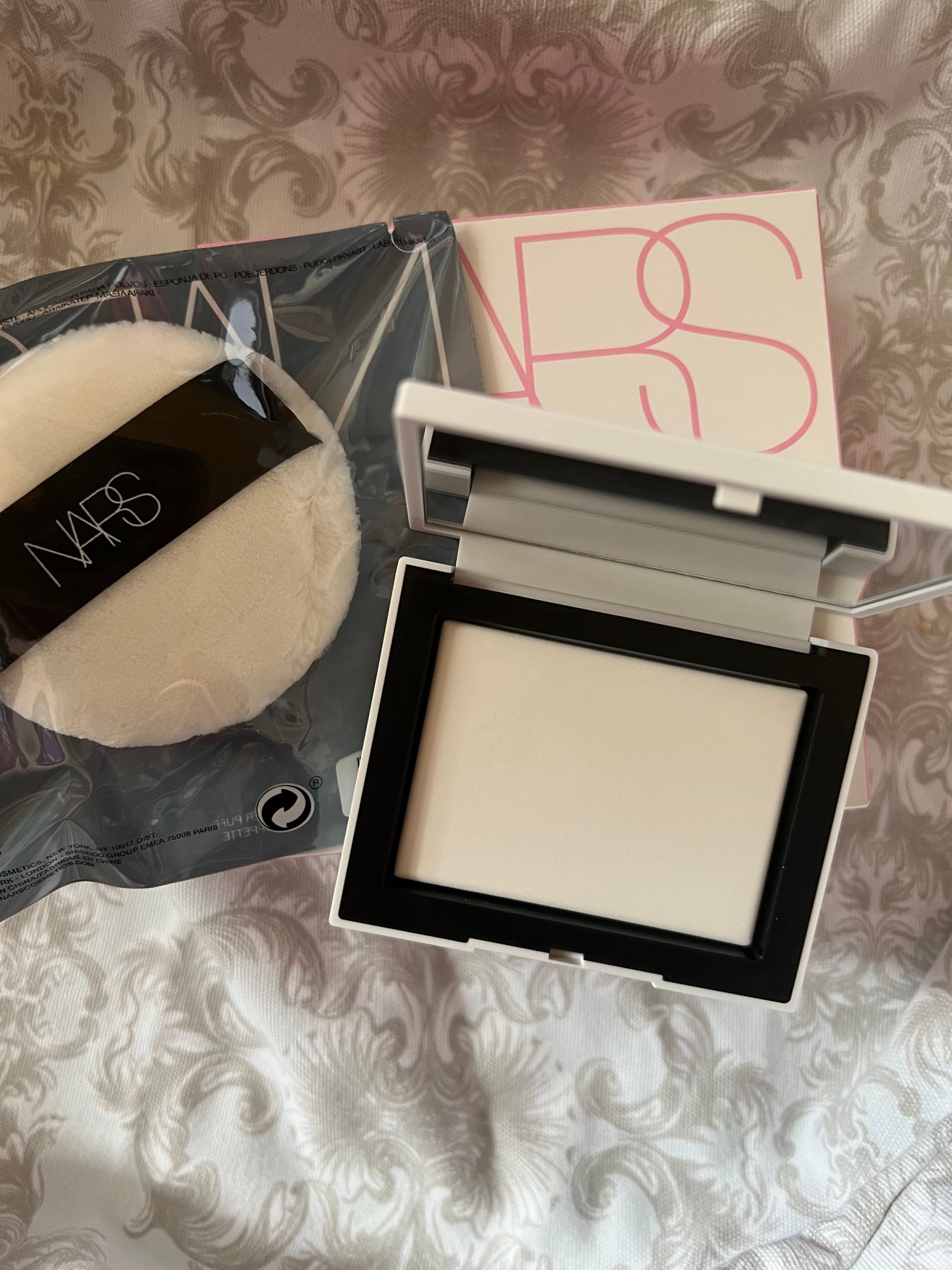 ライトリフレクティングセッティングパウダー プレスト N/NARS/プレストパウダーを使ったクチコミ(1枚目)