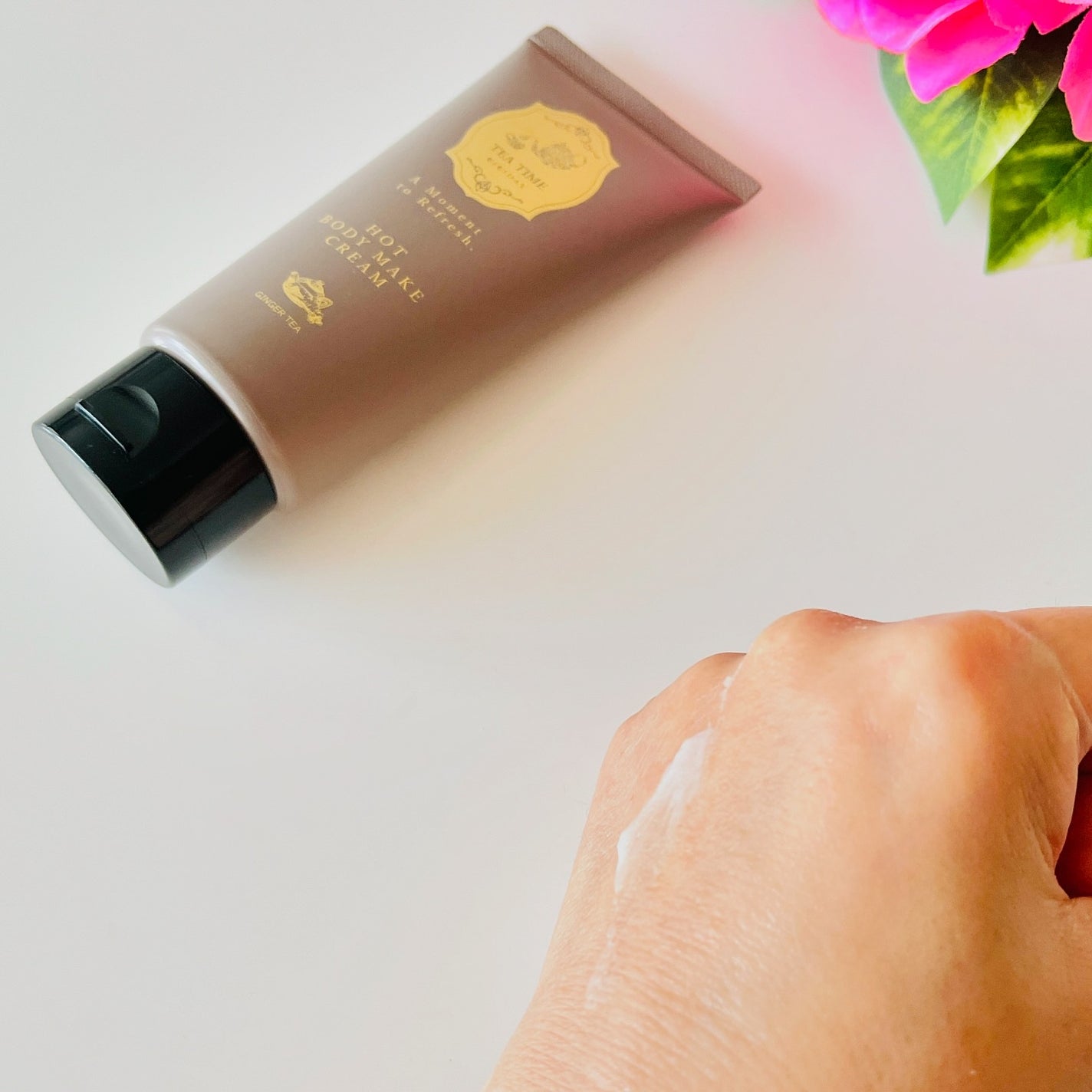 BIBIDAY TEA TIME ホットボディメイククリーム ハニーティーの香り/BIBIDAY/ボディクリームを使ったクチコミ(5枚目)