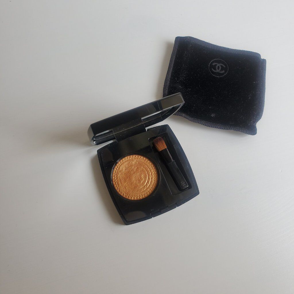 オンブル プルミエール クレーム プードゥル/CHANEL/単色アイシャドウを使ったクチコミ（1枚目）