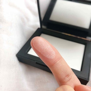 ライトリフレクティングセッティングパウダー　プレスト　N/NARS/プレストパウダーを使ったクチコミ（2枚目）