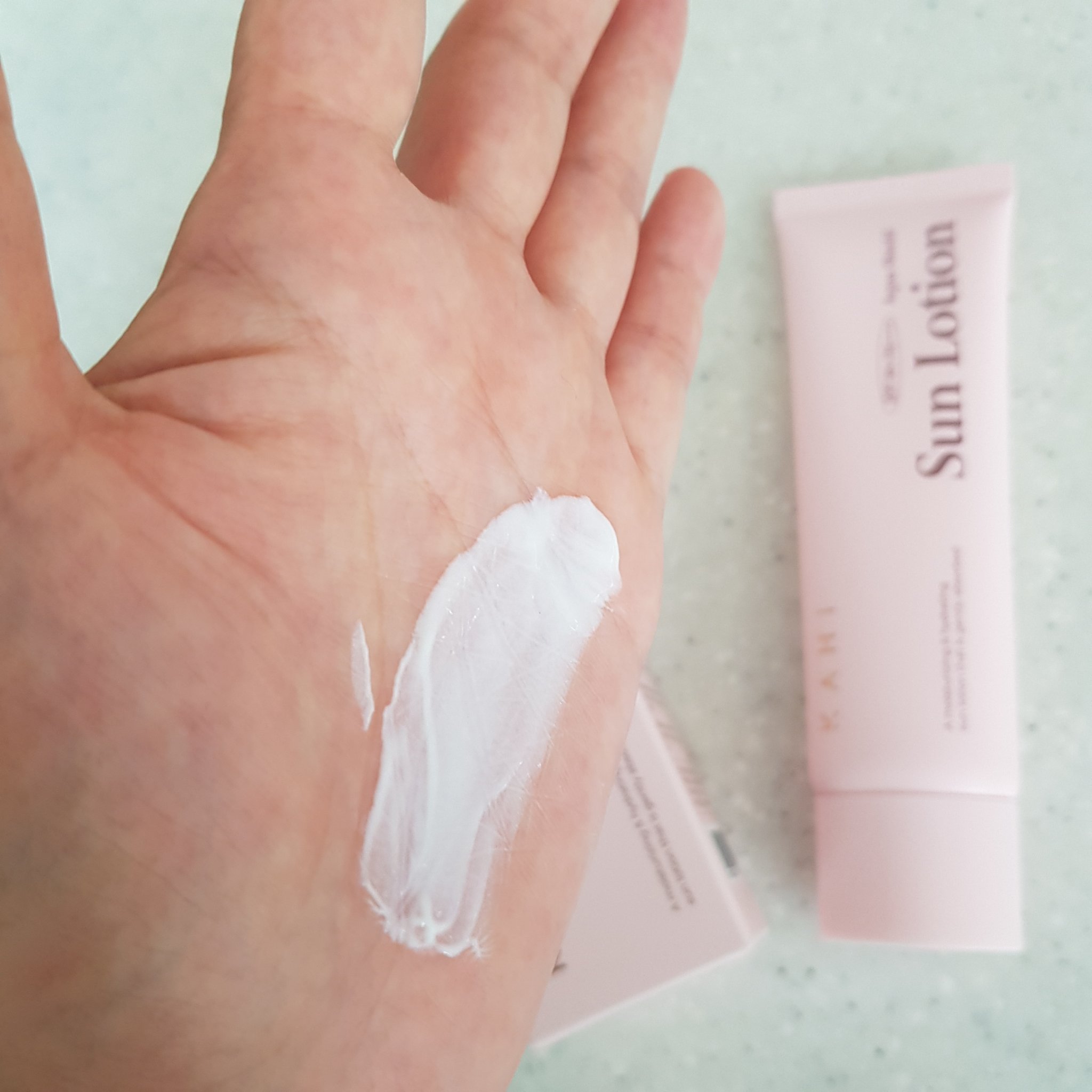 アクアシールド日焼け止めローション/KAHI/日焼け止めローションを使ったクチコミ（3枚目）