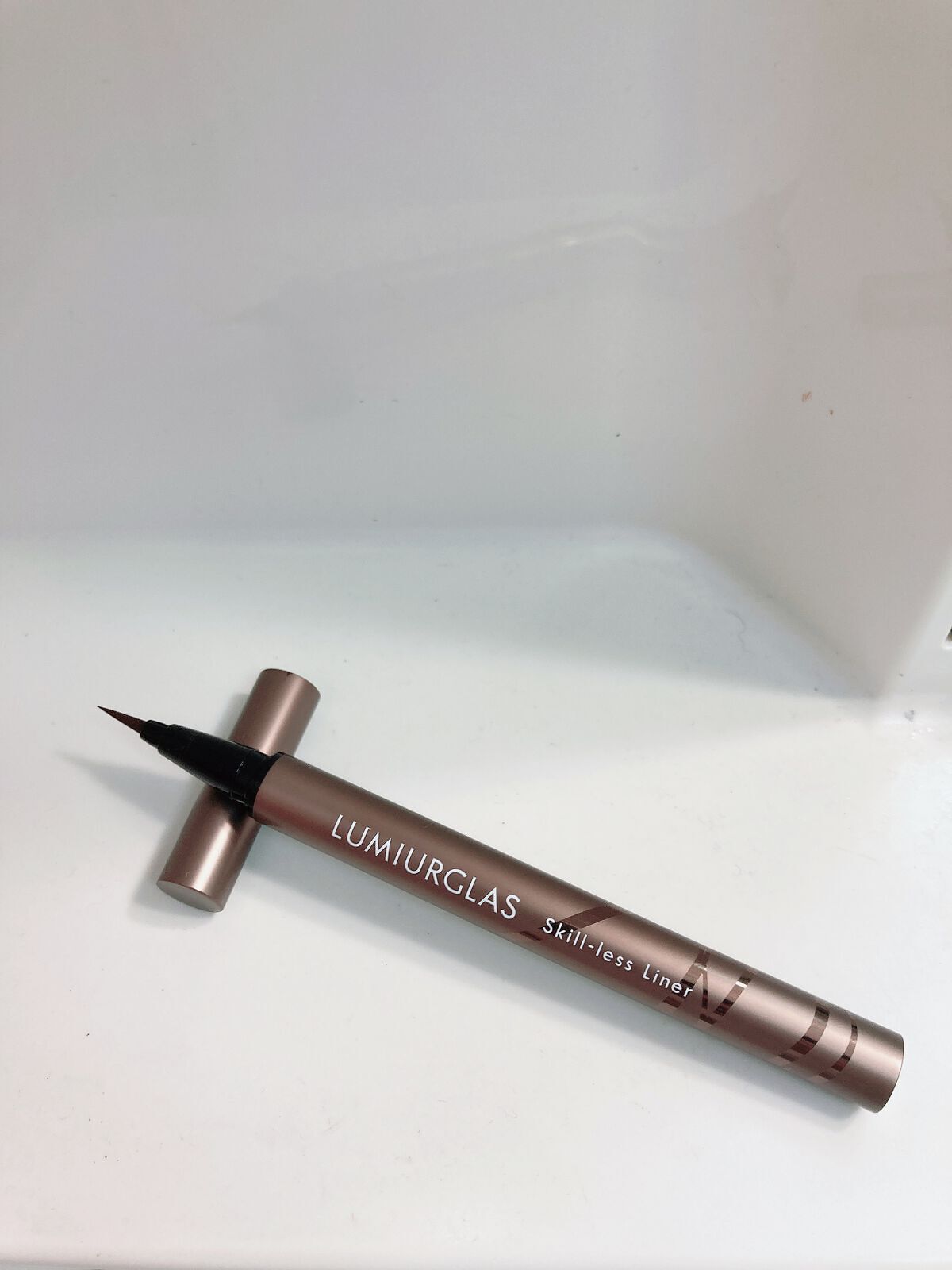 スキルレスライナー/LUMIURGLAS/リキッドアイライナーを使ったクチコミ（1枚目）