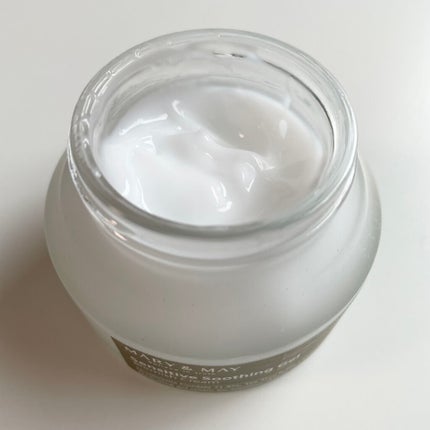 センシティブ スージングジェル/MARY&MAY/フェイスクリームを使ったクチコミ(3枚目)