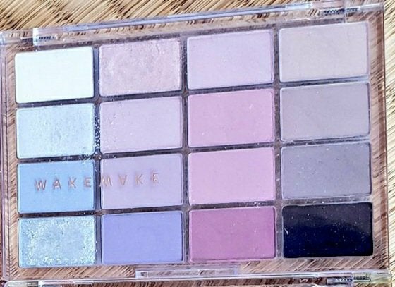 ソフトブラーリングアイパレット/wakemake/アイシャドウパレットを使ったクチコミ(5枚目)