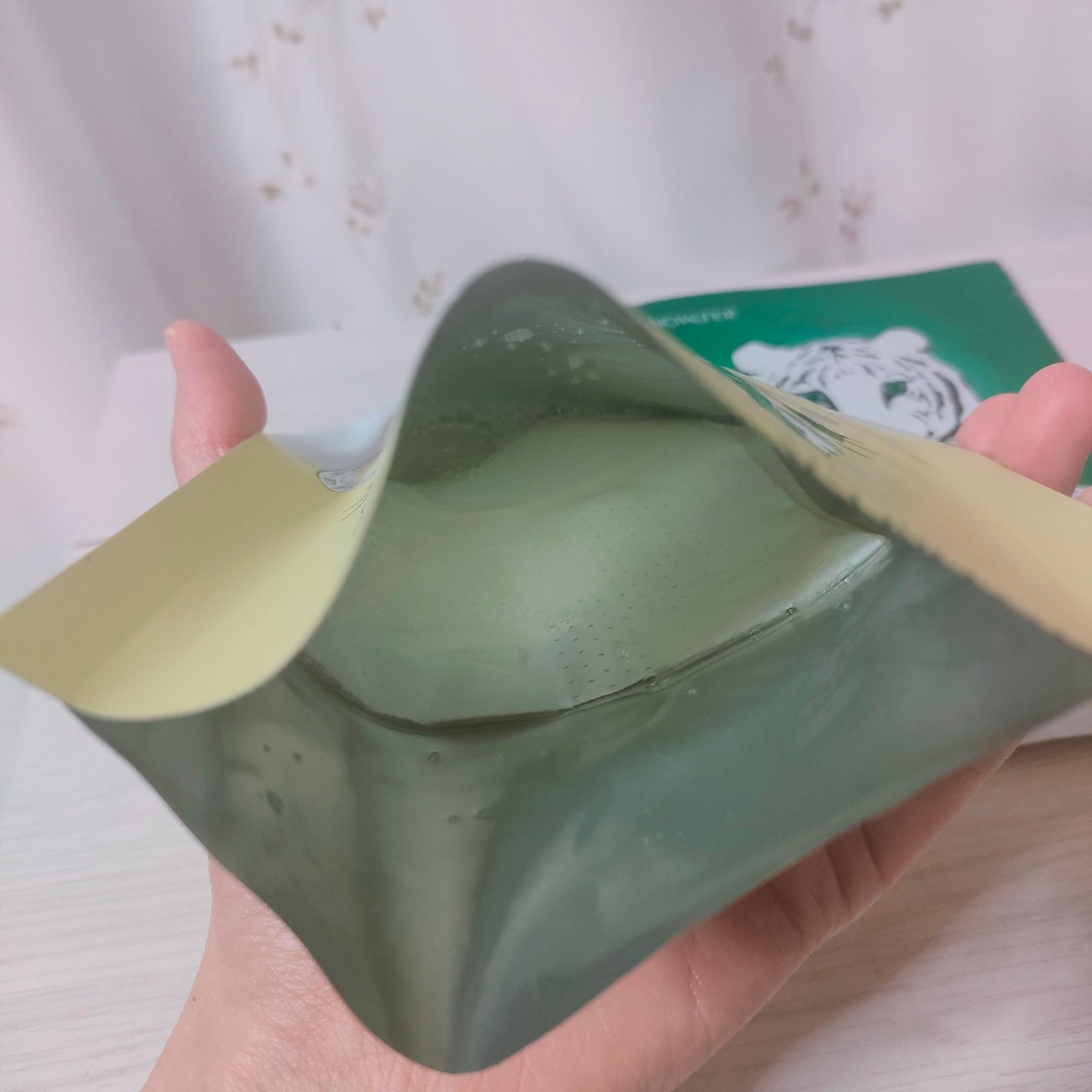 シカアルブチンマスク/NOWATER/シートマスク・パックを使ったクチコミ(4枚目)