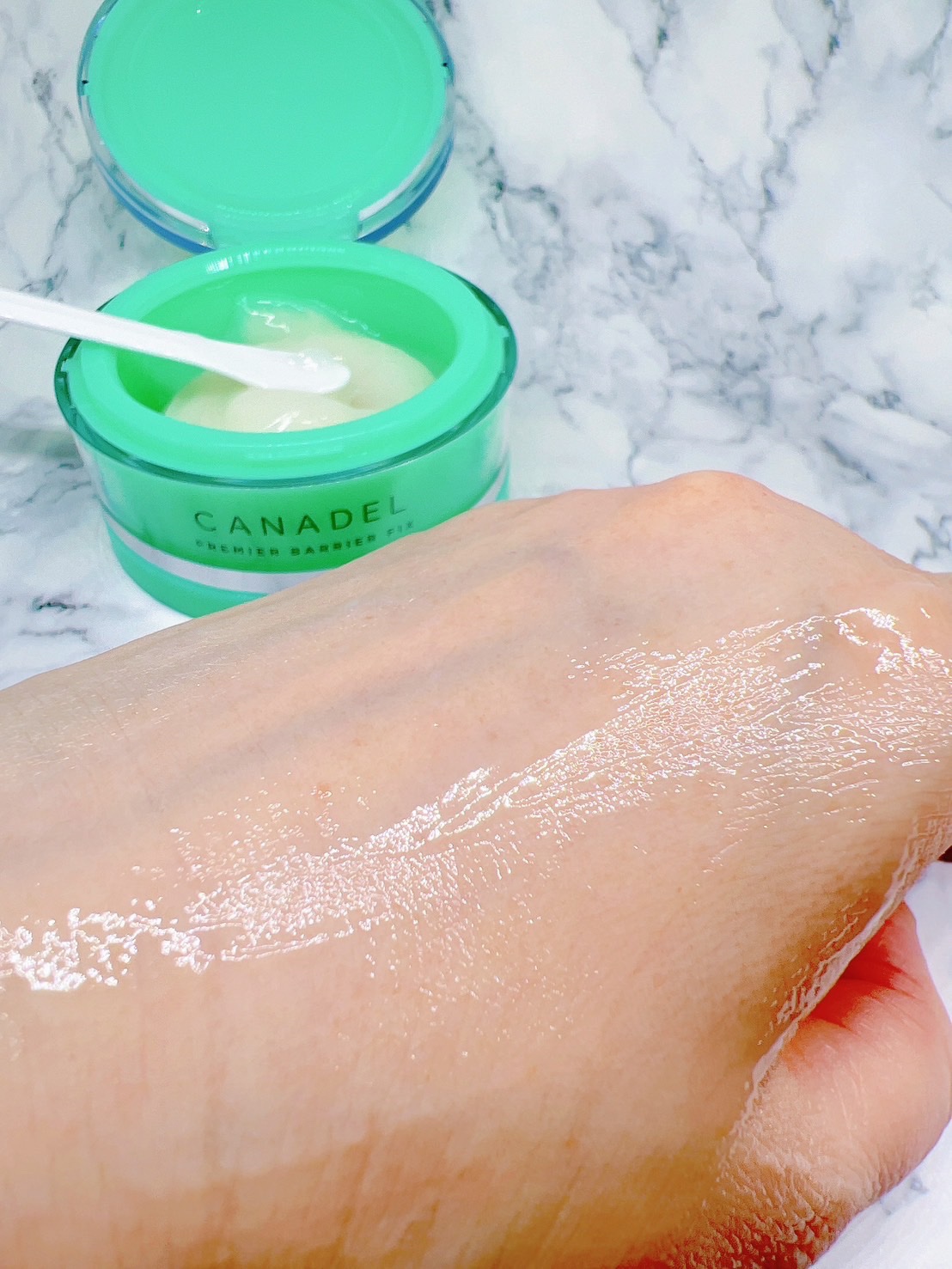 プレミアバリアフィックス /CANADEL/オールインワン化粧品を使ったクチコミ（3枚目）