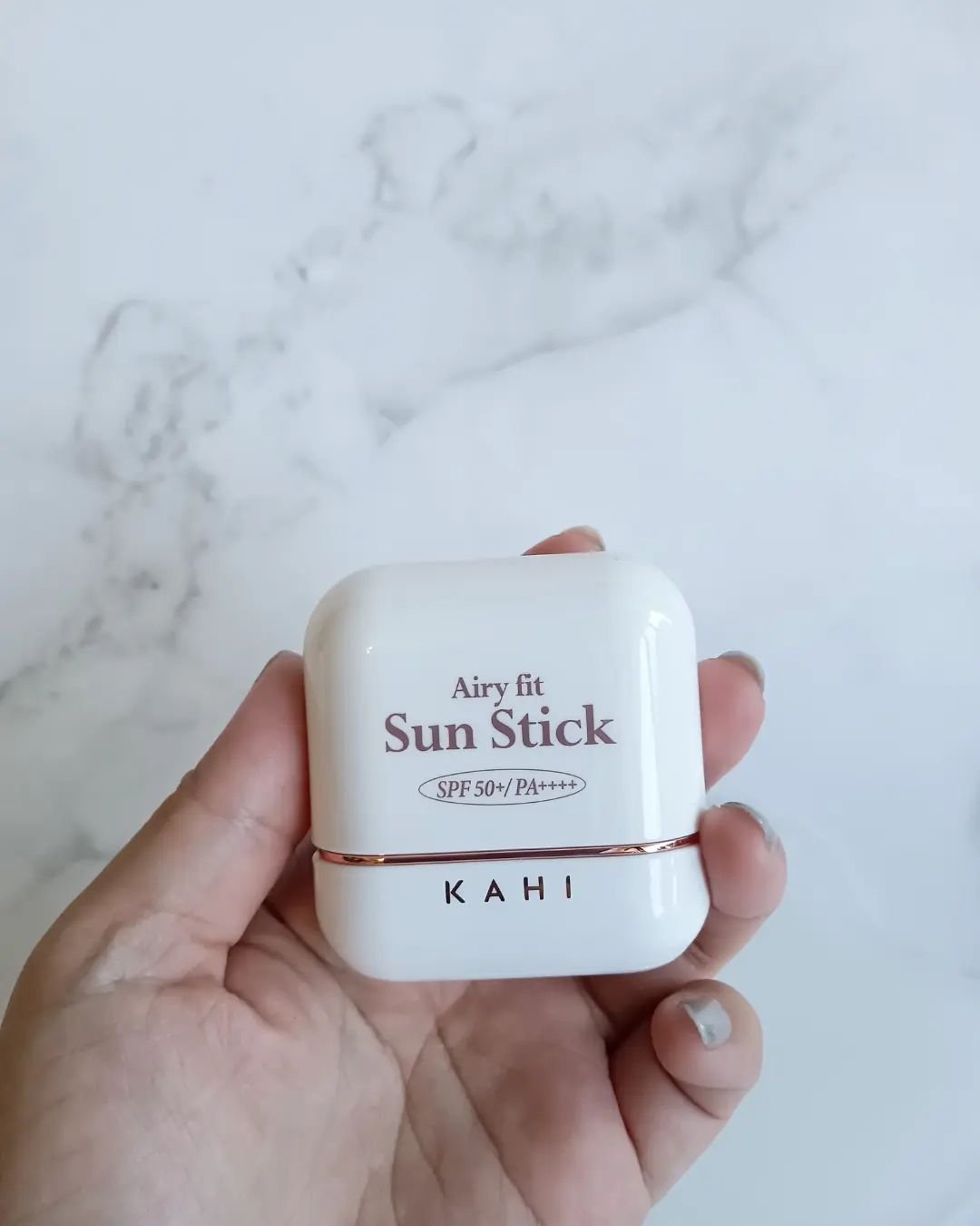 エアリーフィットサンスティック/KAHI/日焼け止めスティックを使ったクチコミ（2枚目）
