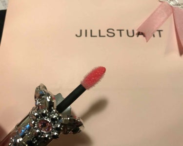 フォーエヴァージューシー オイルルージュ 05 apricot dream/JILL STUART/口紅を使ったクチコミ（2枚目）