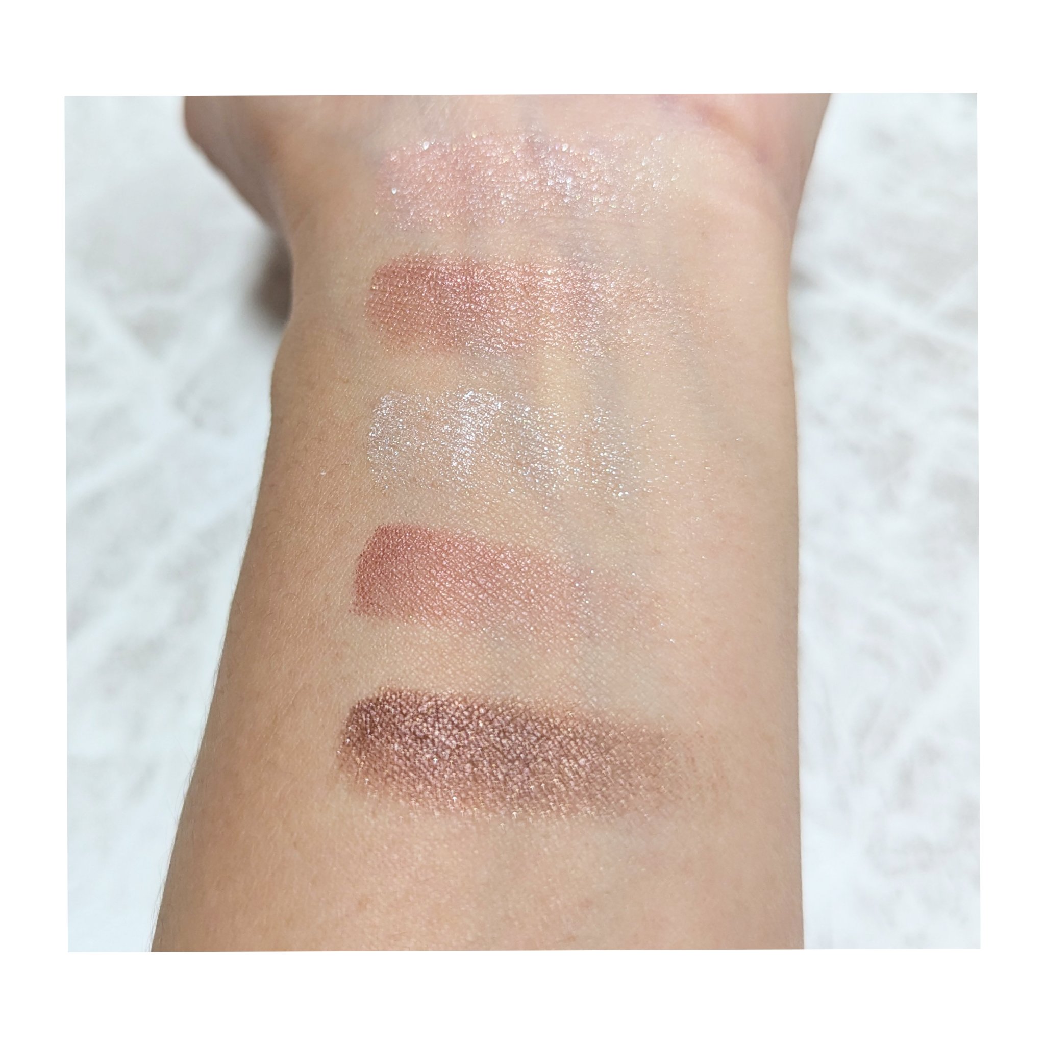 ラブシルクブラッシュ 703 アイコン/Laka/パウダーチークを使ったクチコミ（3枚目）