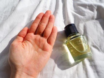 大島椿(ツバキ油)/大島椿/ヘアオイルを使ったクチコミ(2枚目)