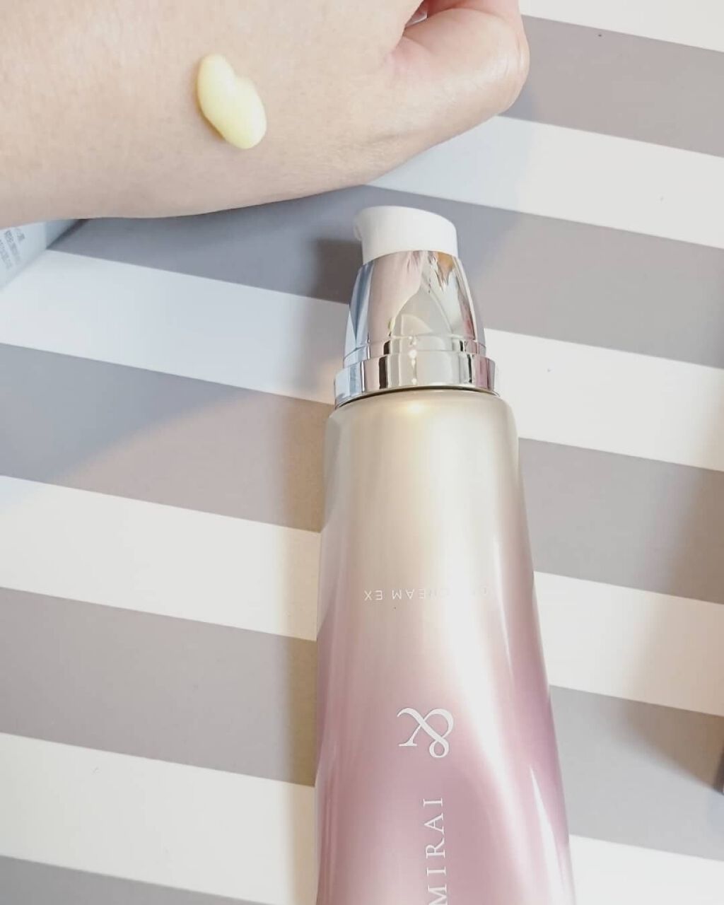 スキン アップ ジェルクリームEX/AND MIRAI/オールインワン化粧品を使ったクチコミ(2枚目)