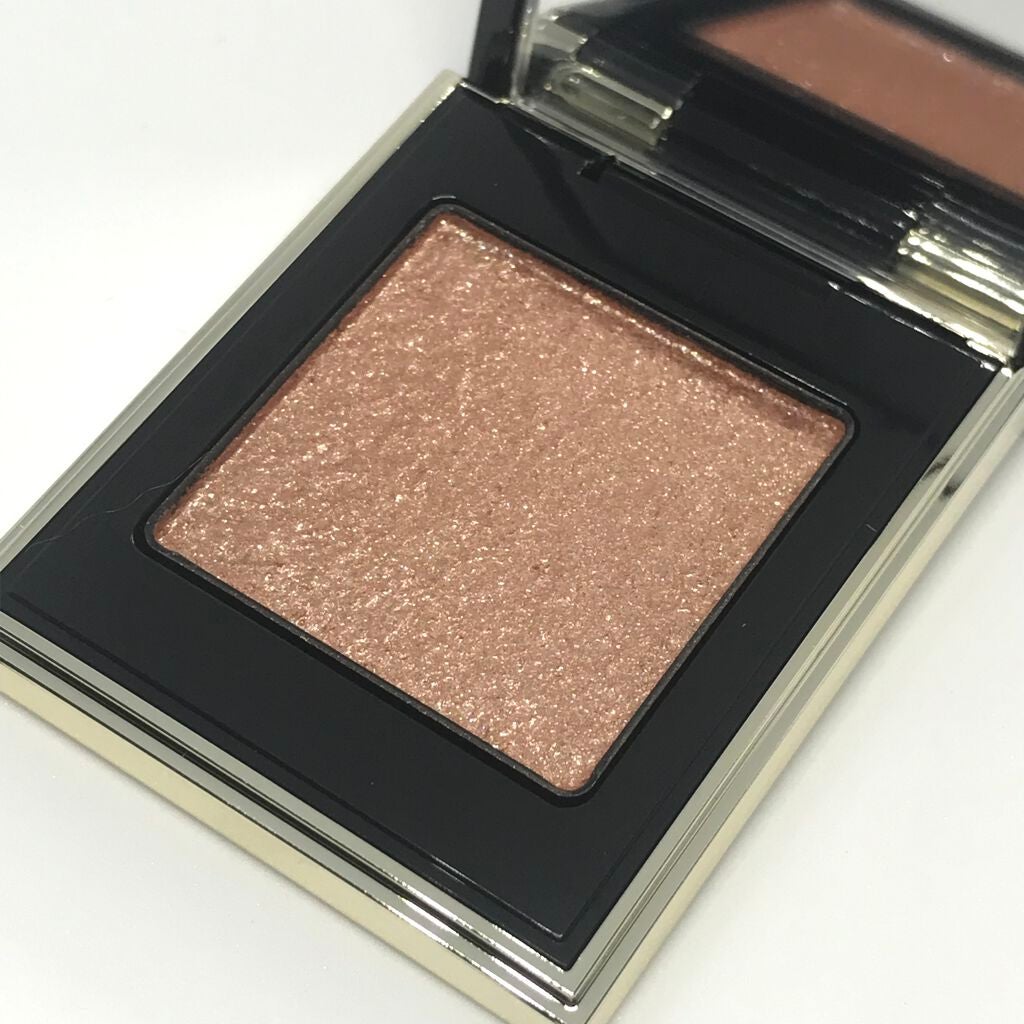 トーン タッチ アイズ/SUQQU/単色アイシャドウを使ったクチコミ(2枚目)