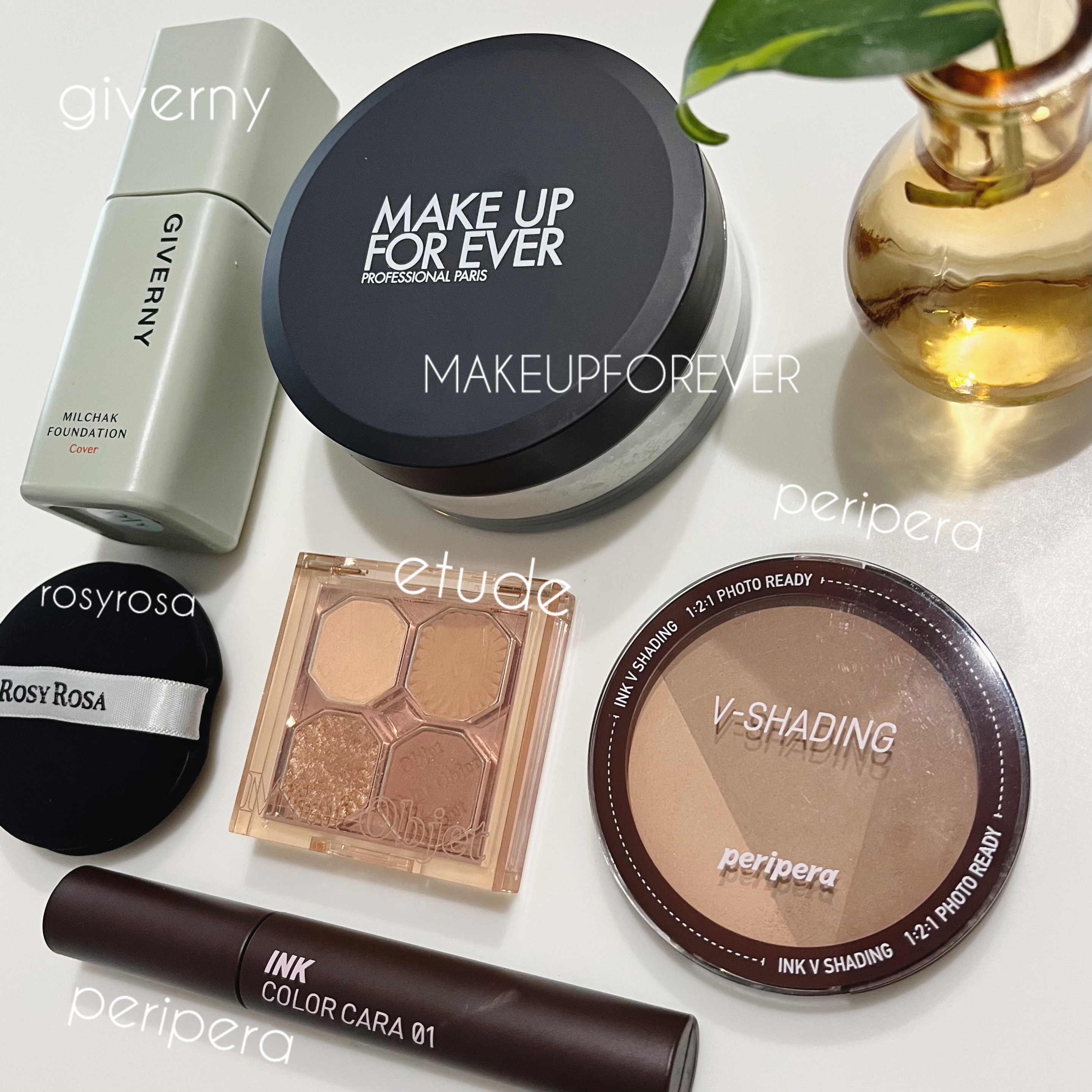 ジヴェルニー 密着カバーファンデーション 23 ミディアムベージュ/GIVERNY/リキッドファンデーションを使ったクチコミ（1枚目）