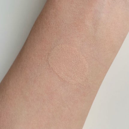 エバーグロウクッション SPF23 PA++/FEMMUE/クッションファンデーションを使ったクチコミ(4枚目)