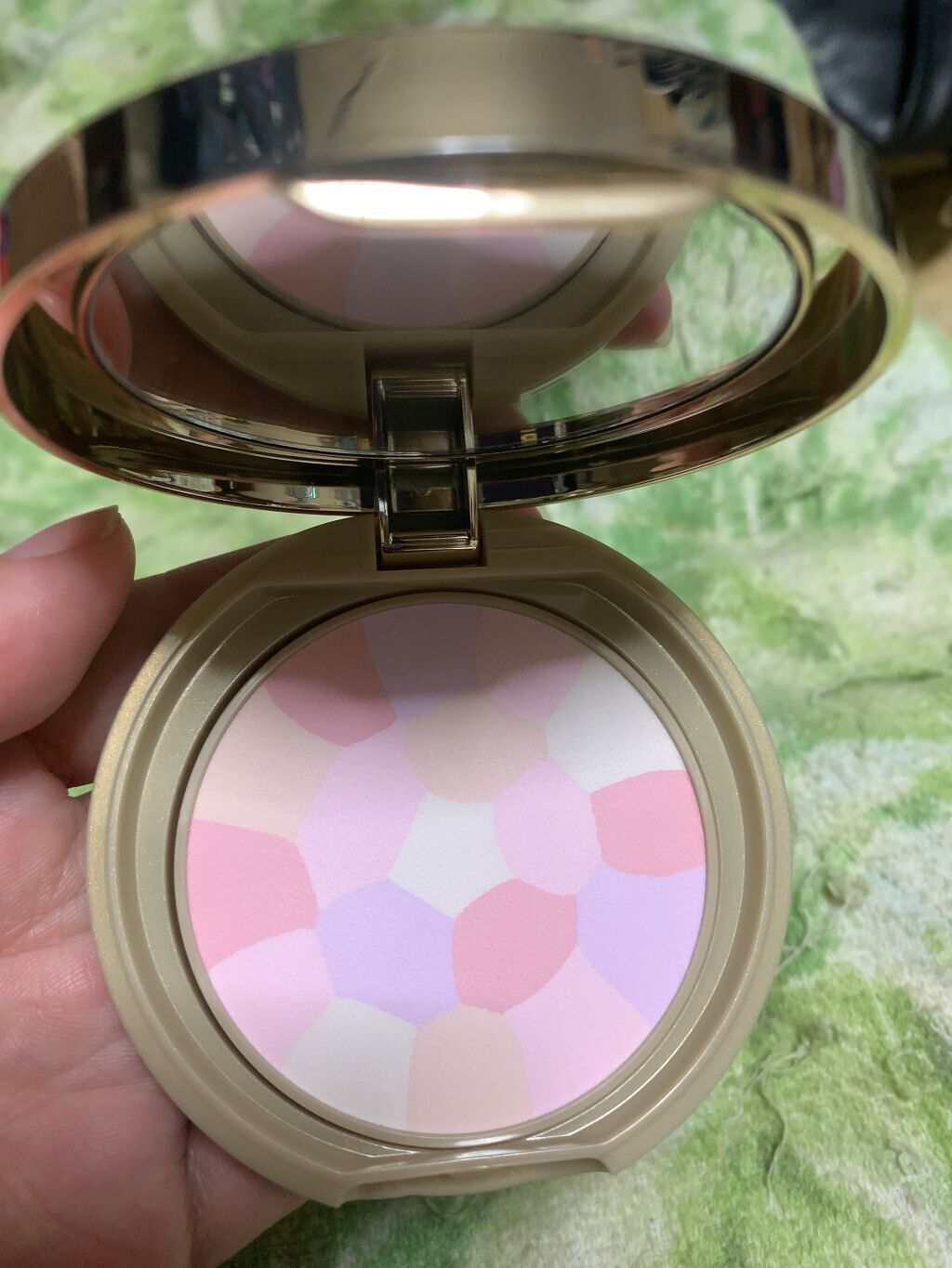 マシュマロフィニッシュパウダー　～Abloom～/キャンメイク/プレストパウダーを使ったクチコミ（1枚目）