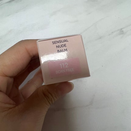 センシュアル ヌードバーム 112 BORN FREE/HERA/リップバームを使ったクチコミ(3枚目)
