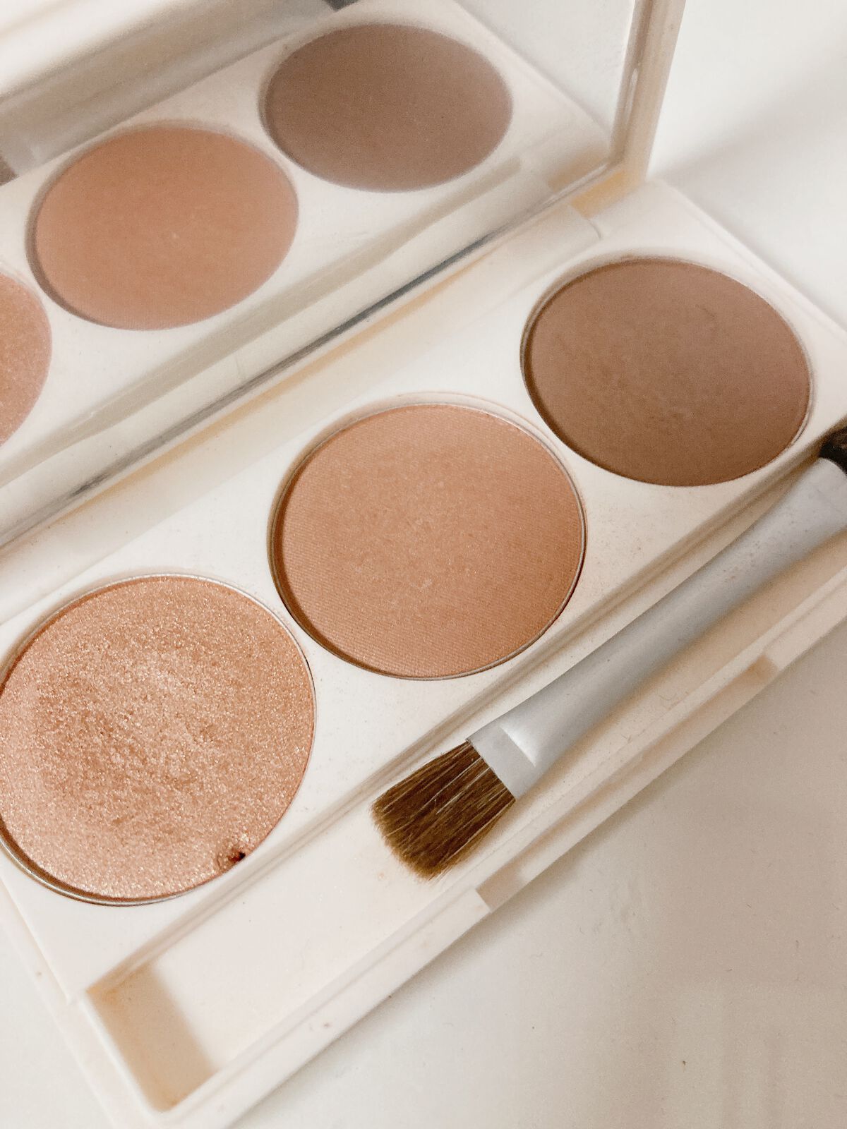 シングルアイシャドウ/the SAEM/単色アイシャドウを使ったクチコミ（2枚目）