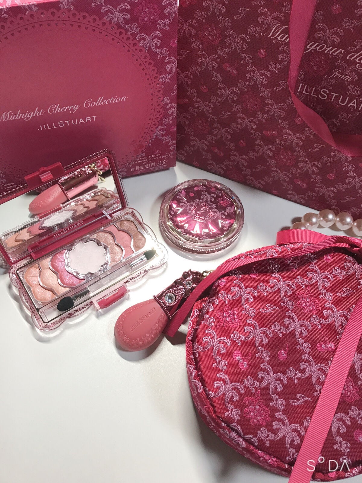 ジルスチュアート ミッドナイトチェリー コレクション/JILL STUART/メイクアップキットを使ったクチコミ(2枚目)