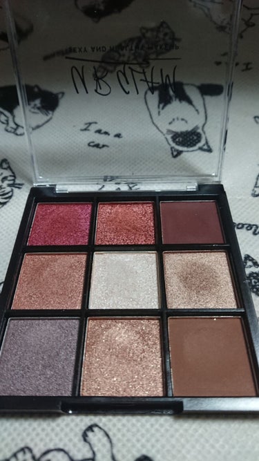 UR GLAM　BLOOMING EYE COLOR PALETTE/U R GLAM/パウダーアイシャドウを使ったクチコミ（2枚目）