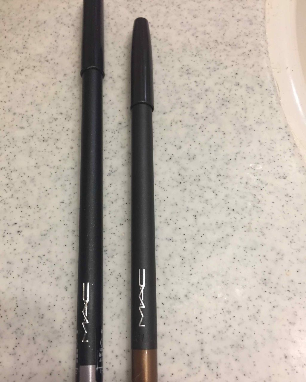 プロ ロングウェア アイ ライナー パワーライン/M・A・C/ペンシルアイライナーを使ったクチコミ（2枚目）
