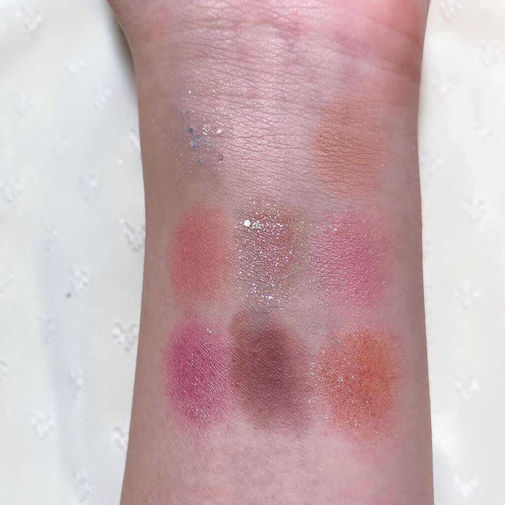 グリッターペディアアイパレット/unleashia/アイシャドウパレットを使ったクチコミ(4枚目)