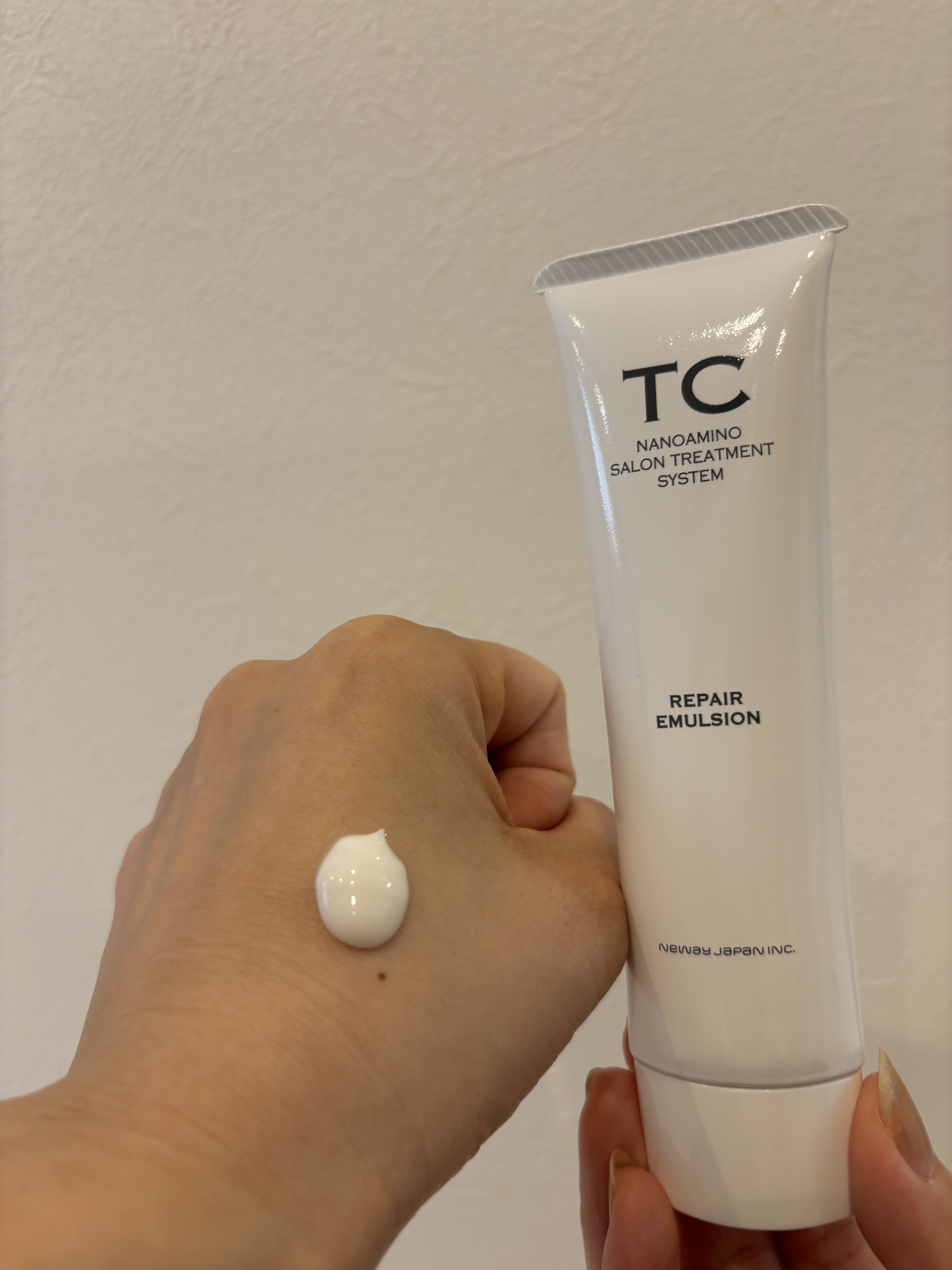 TC TC リペアエマルジョンのクチコミ「⚪️NewwayJapan TC
  リペアエマルジョン

2way使いのできるヘアトリートメ.....」（2枚目）