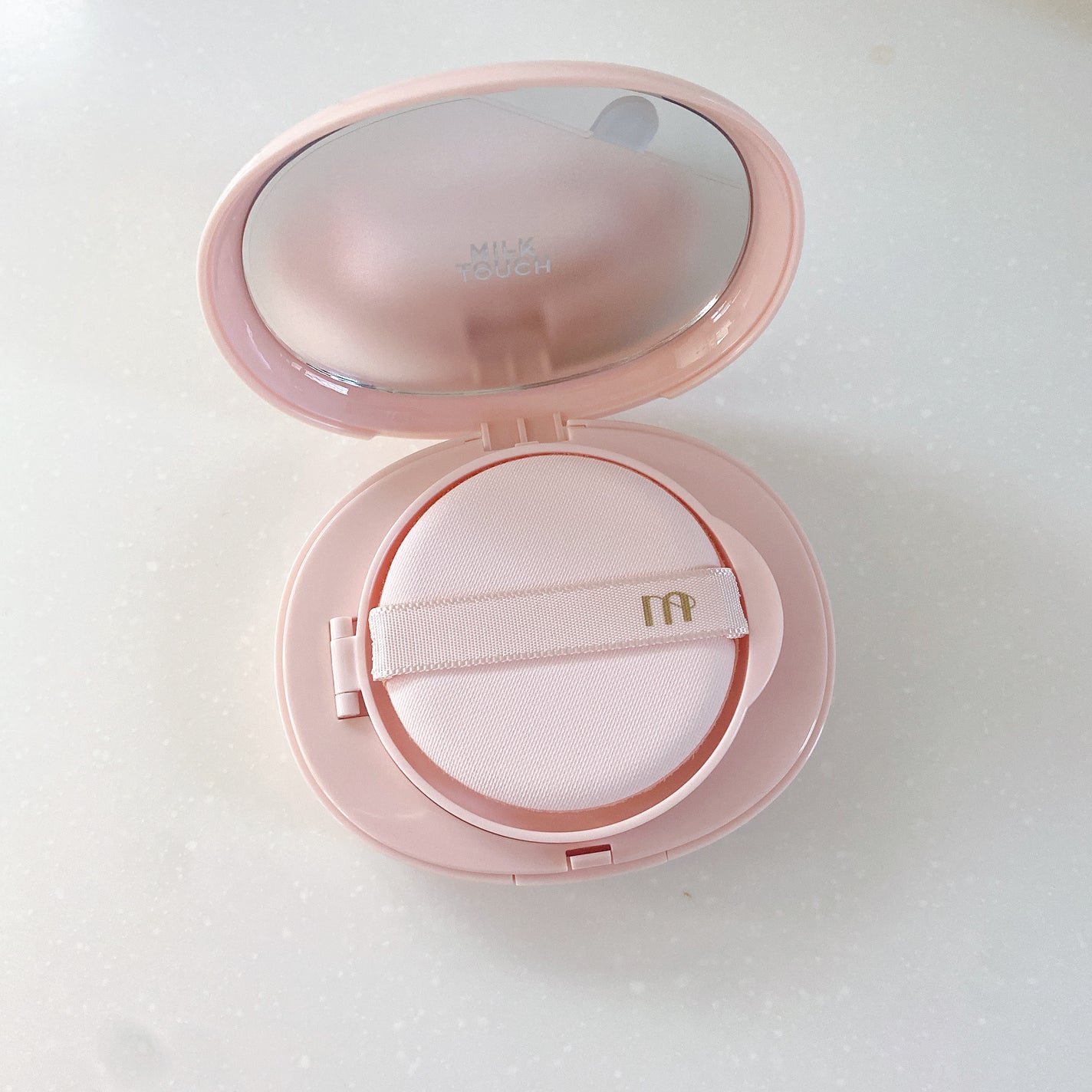 オールデイスキンフィットミルキーグロウクッション/Milk Touch/クッションファンデーションを使ったクチコミ(3枚目)