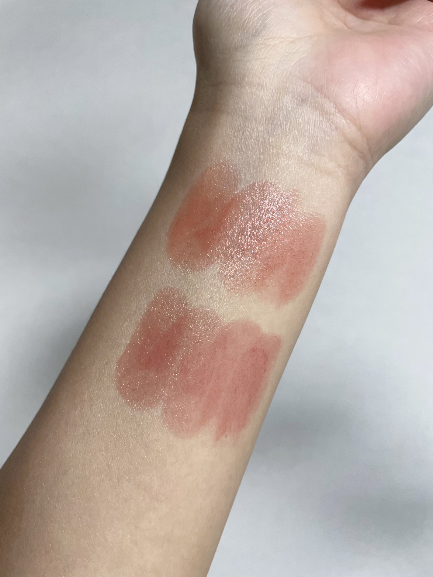 アワーグロウリップ/oenir/口紅を使ったクチコミ(3枚目)