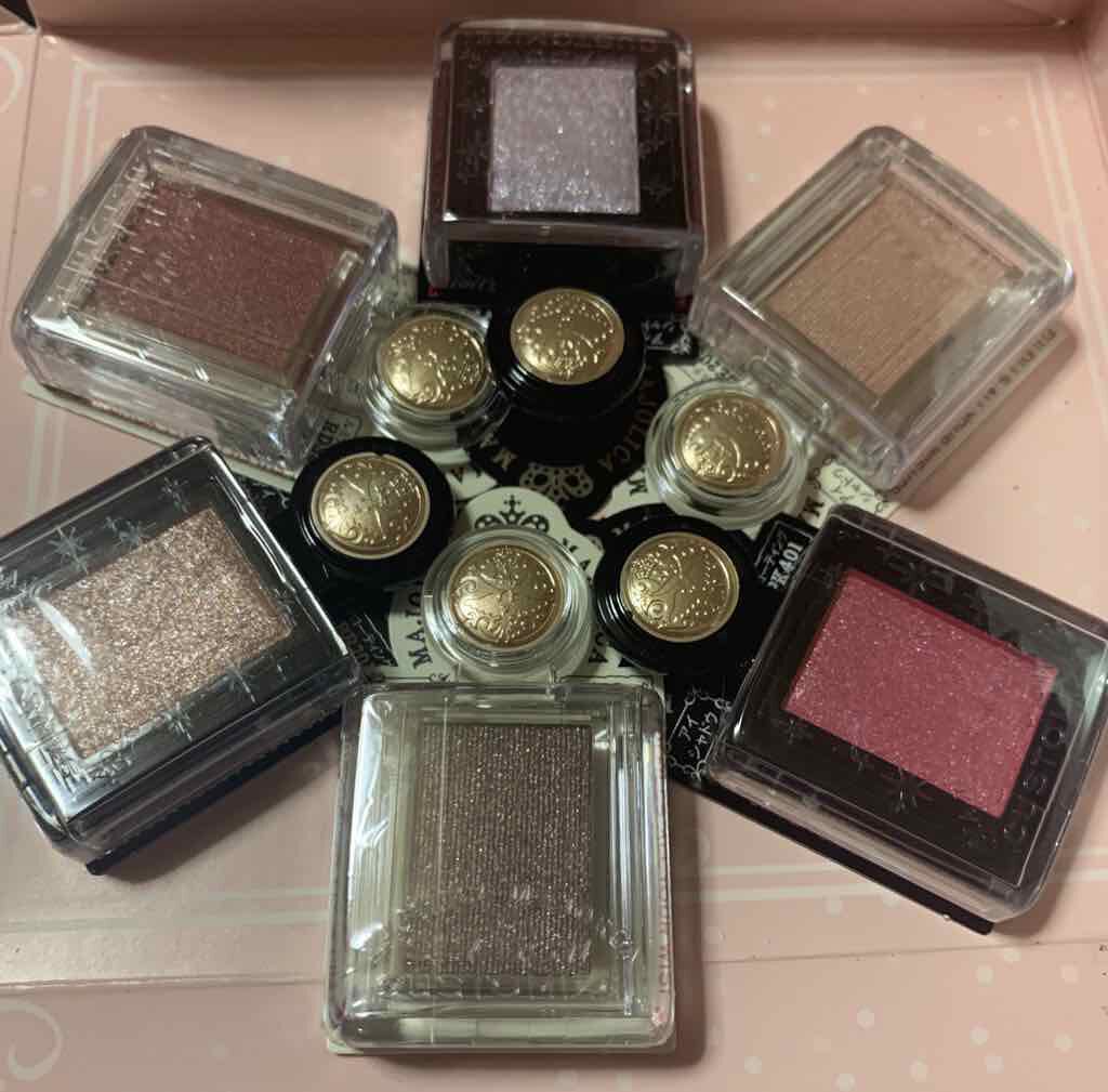 シャドーカスタマイズ/MAJOLICA MAJORCA/単色アイシャドウを使ったクチコミ(1枚目)