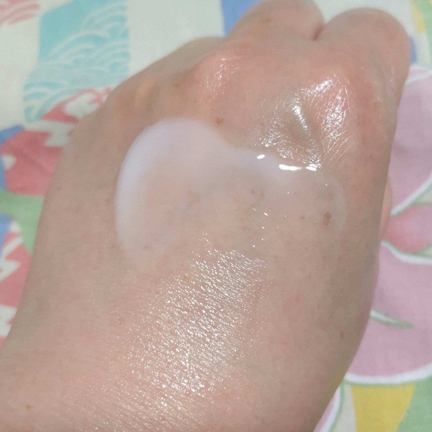 ブライトニング エマルジョン WT II/エリクシール/乳液を使ったクチコミ(4枚目)