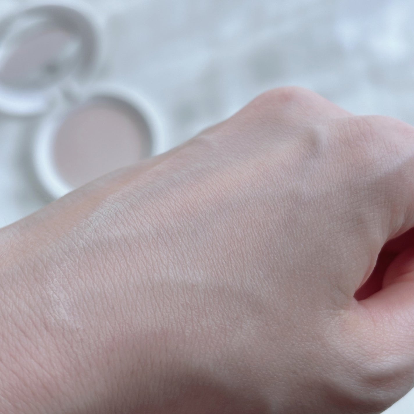 ソフトフィルターフェイスパウダー/COL'E by R/プレストパウダーを使ったクチコミ(6枚目)