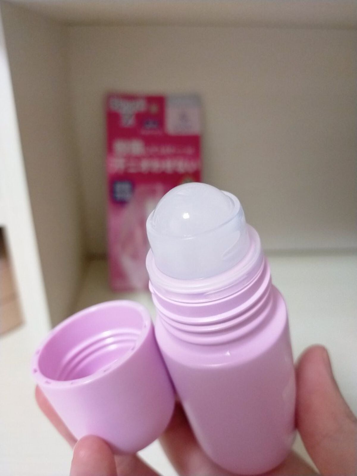 ビオレZ 薬用デオドラント ロールオン 無香性/ビオレ/デオドラント・制汗剤を使ったクチコミ(3枚目)